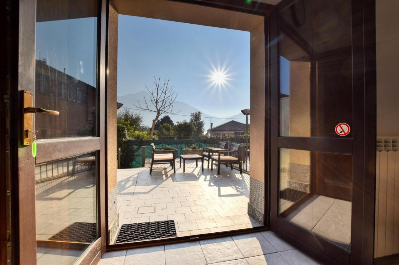 1-Bedroom Apartment Bello Posto Acquaseria Екстер'єр фото