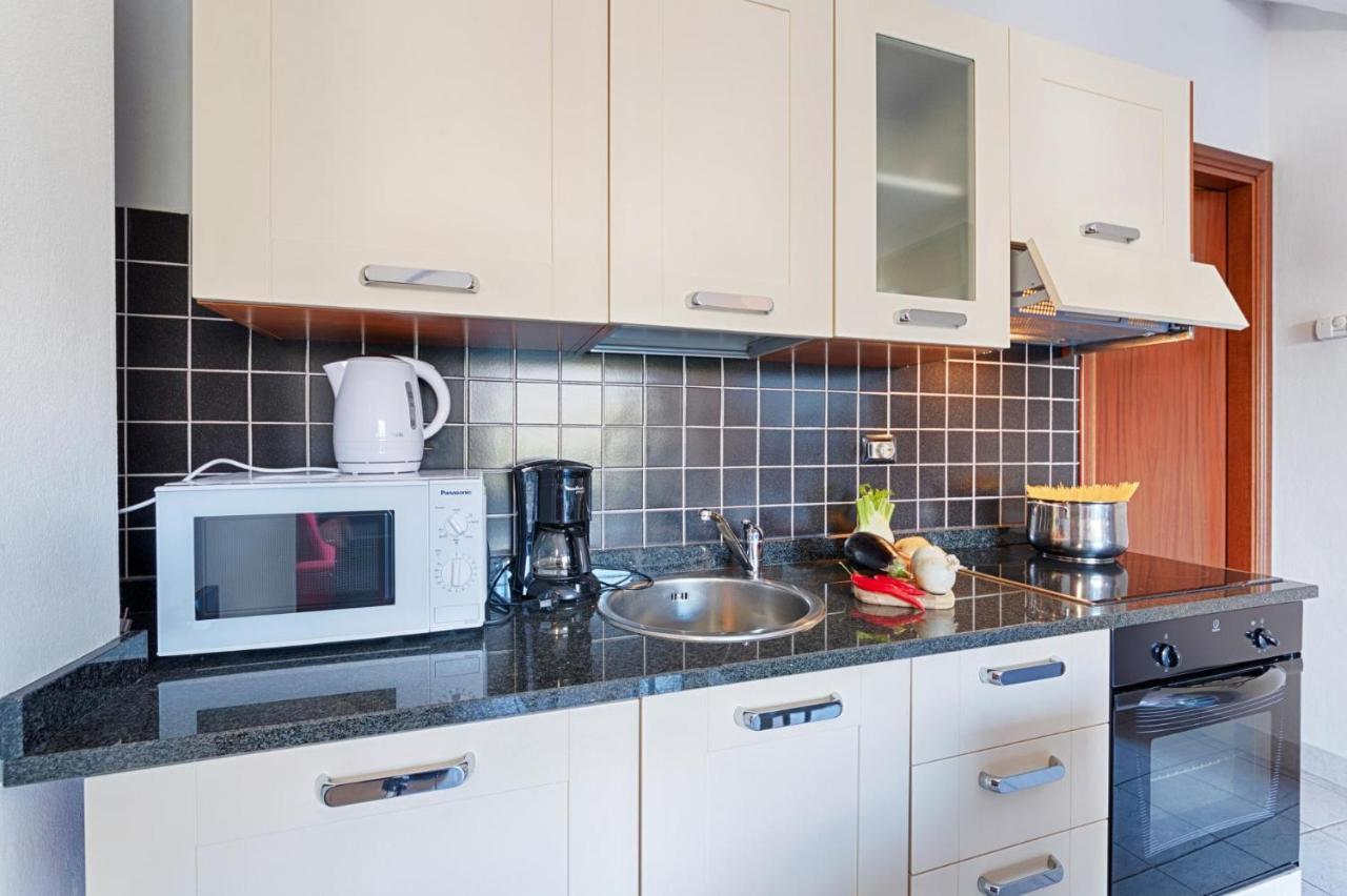 1-Bedroom Apartment Bello Posto Acquaseria Екстер'єр фото