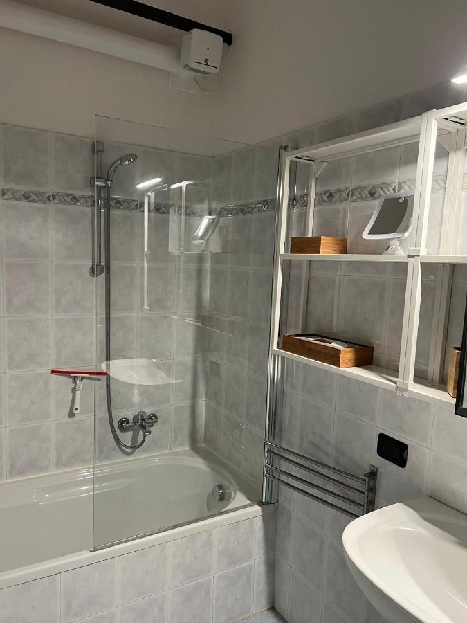 1-Bedroom Apartment Bello Posto Acquaseria Екстер'єр фото
